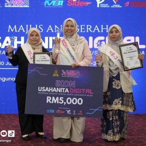 TIA ZALIKHA  Memenangi Tempat Ke 2 dalam Program Usahanita Digital 2025